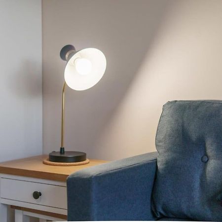 Modern 1 Bedroom Apartment In Манчестер Екстер'єр фото